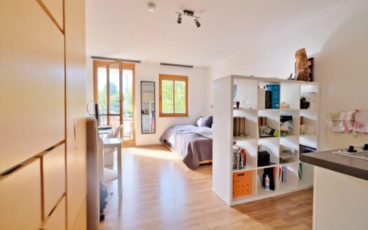 Sehr gute Lage: 1-Zimmer-Appartement mit Balkon und TG-Stellplatz! - Referenz