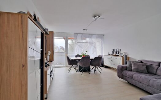 Moderne und hübsch sanierte 5-Zimmer-Wohnung! - Referenz