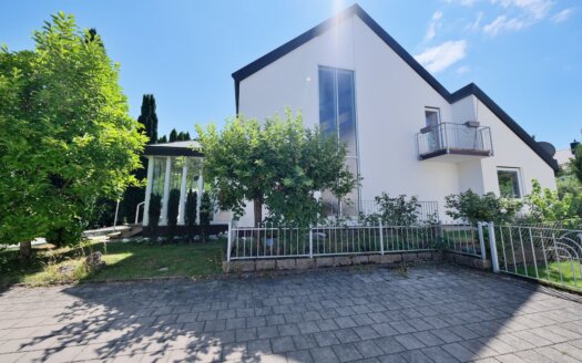 Platz für das Be­son­de­re: Ein Zu­hau­se mit der Hand­schrift ei­nes Architekten!