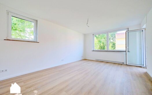 Erst­be­zug nach Sa­nie­rung: Hel­le 3‑­Zim­mer-Woh­nung mit Balkon!